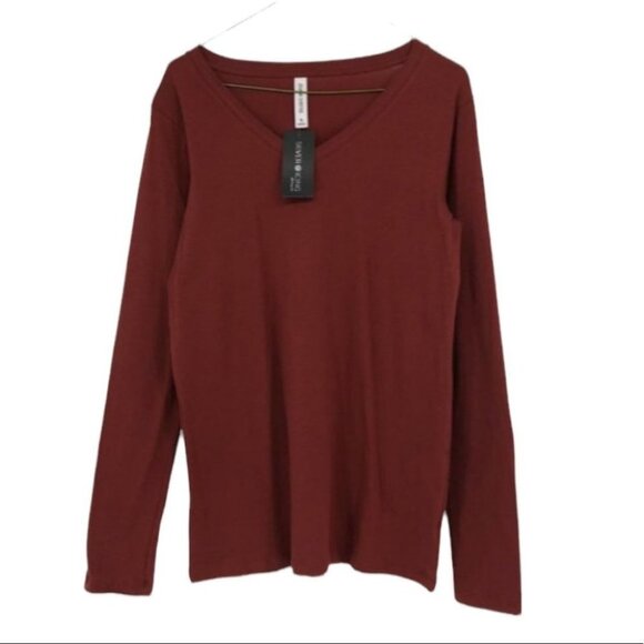 NWT Zeanna Outfitters All Seasons V neck long  sleeve tee brick red M - Picture 1 of 13